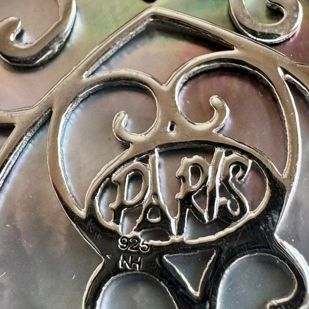 Gems En Vogue Michael Valitutti Heart-Shaped Paris Pendant Bridge of Locks - Picture 6 of 13